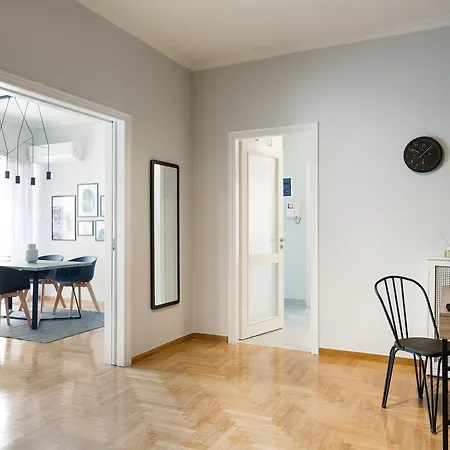Acropolis Core Bright & Modern By Upstreet